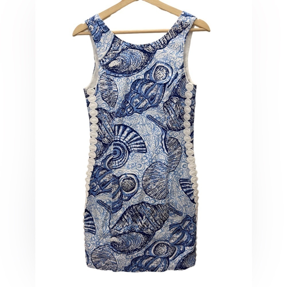 EUC Lilly Pulitzer Stuffed Shells Blue & White Shift Dress Size 2